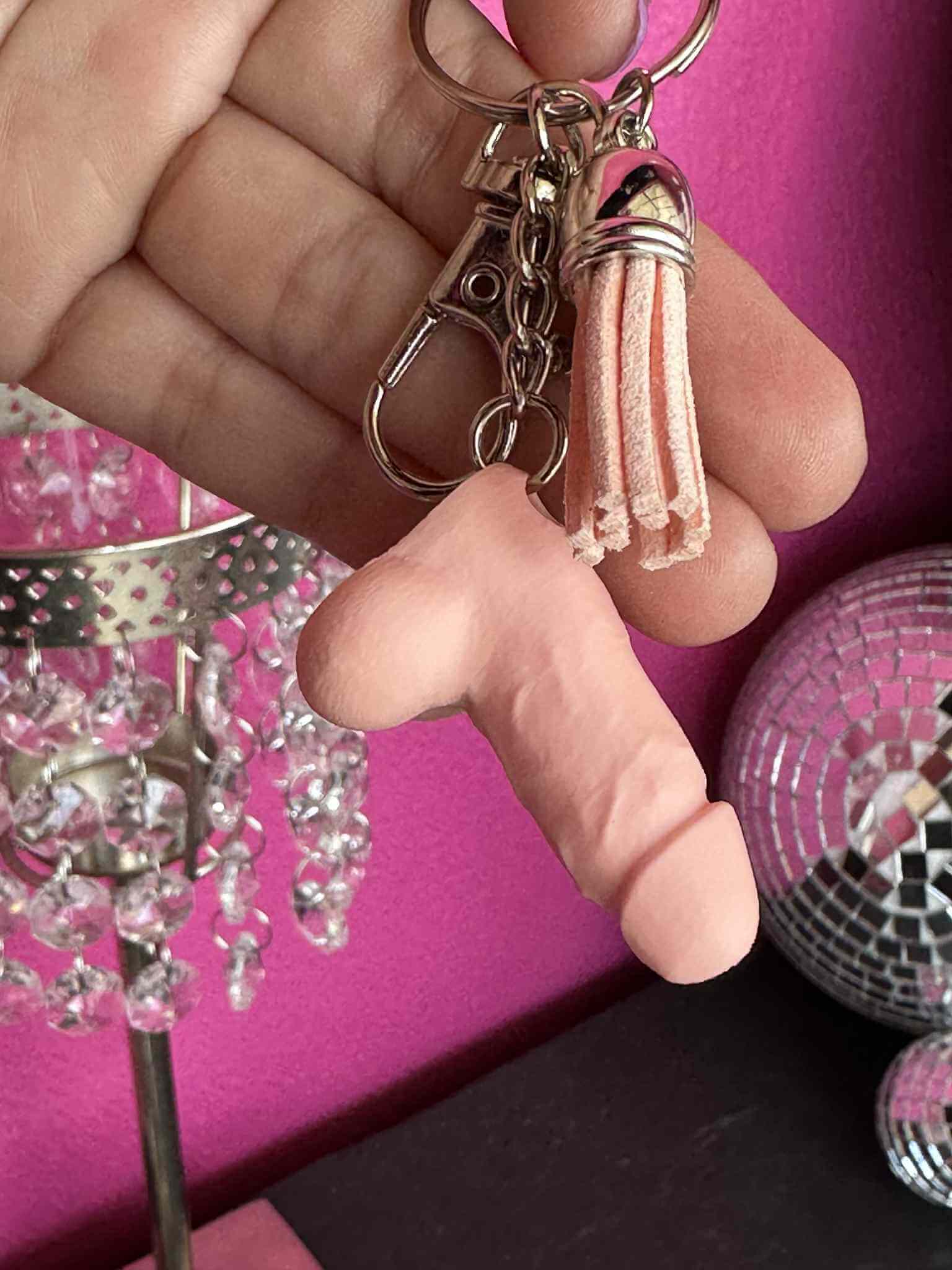 Penis Vulva keychain